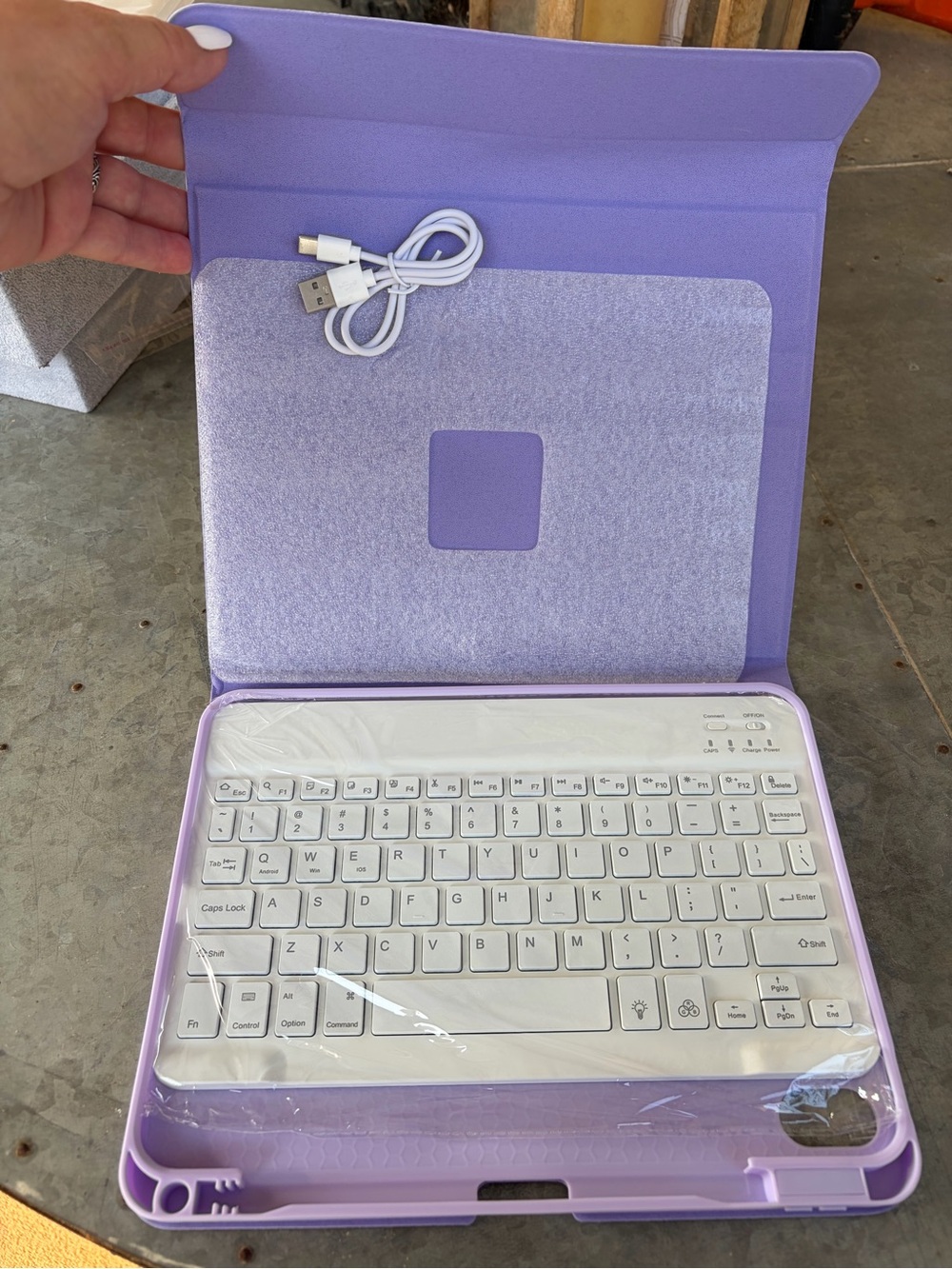 I-PAD CASE WITH KEYBOARD-PURPLE MARBLED MAGNETIC CLOSURE